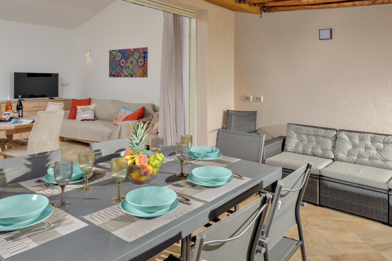 Villetta D'Arancia - Sherdenia Luxury Apartments Marinella  Bagian luar foto